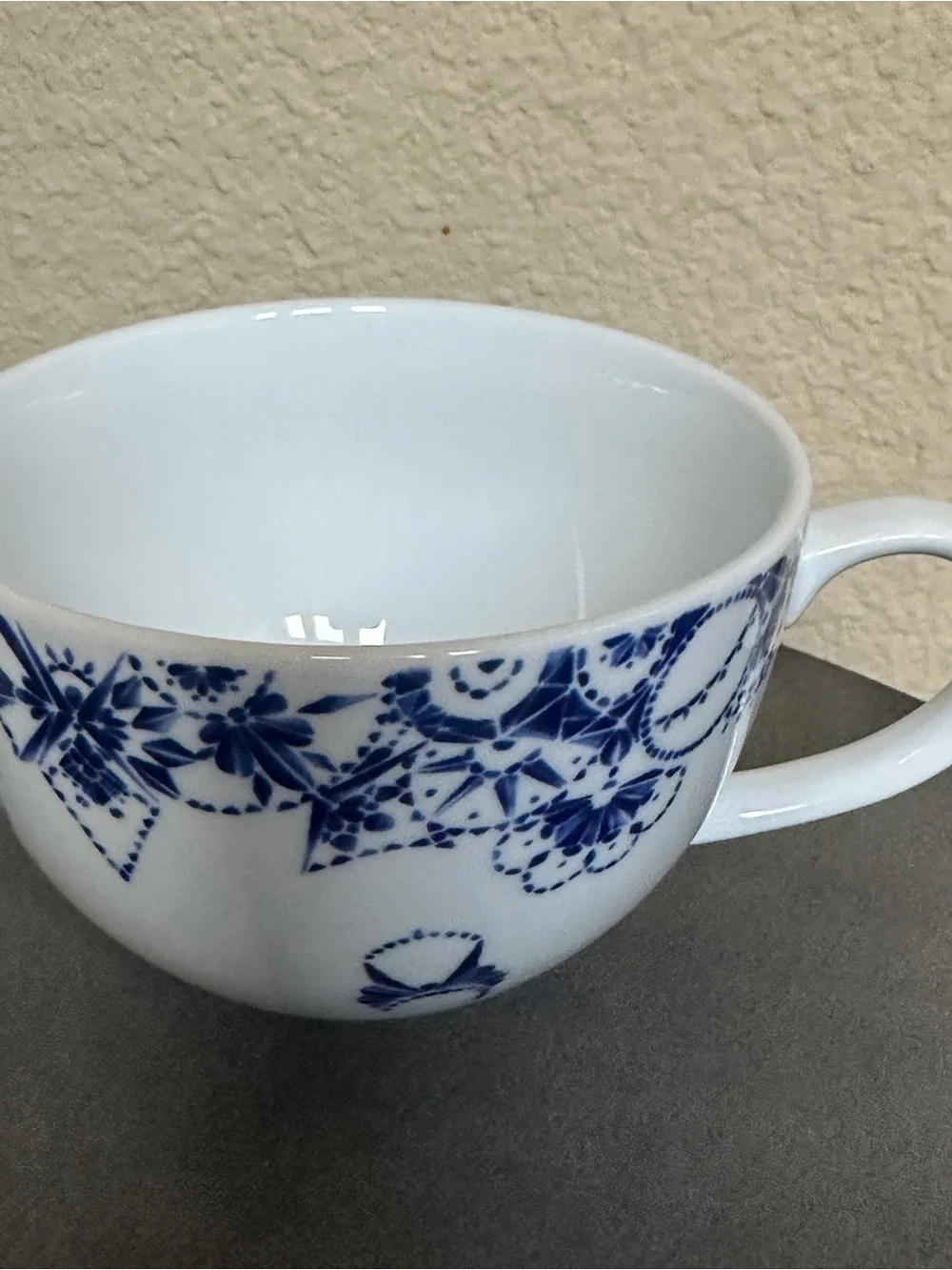 IKEA Promenad Coffee Cup Set of 2 Geometric Blue and White Floral Lace Pattern